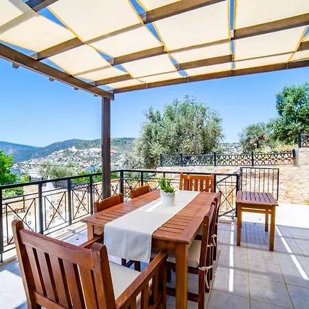 Mira Kalkan -close To Center- Вилла *