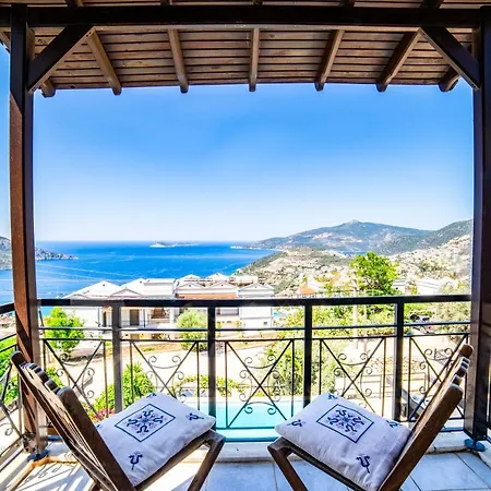 Mira Kalkan -close To Center- Kaş